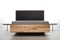 Preview: BOXSPRING łóżko designerskie z litego drewna z tapicerowanym zagłówkiem
